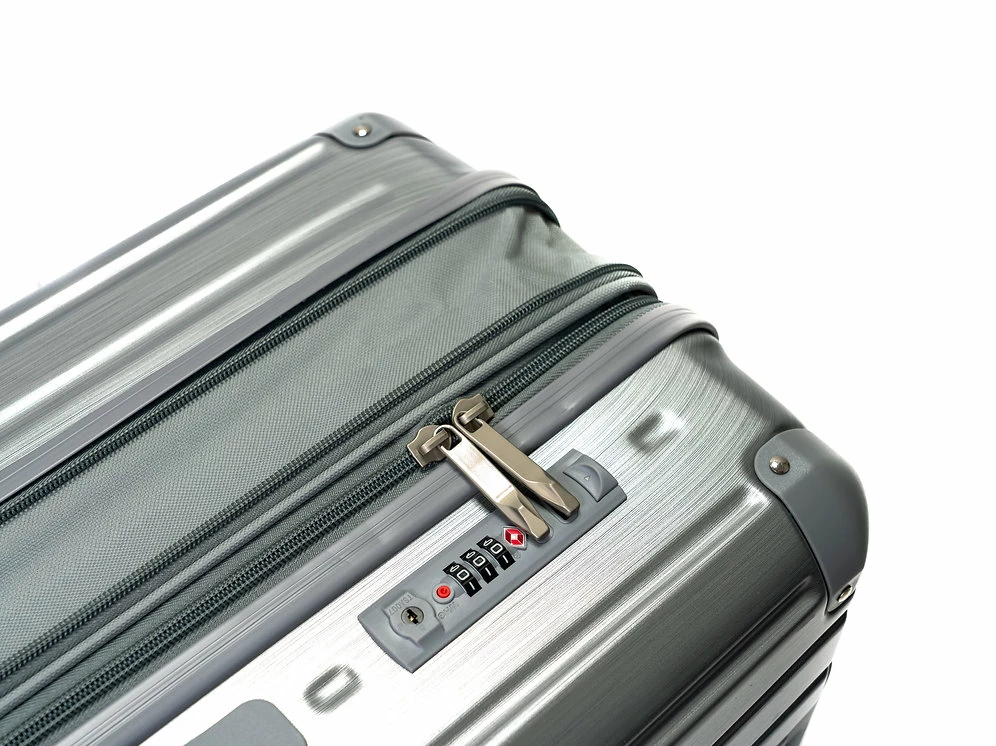 Camel Mountain 953 PC Spinner Luggage 9 Camel Mountain 953 PC Spinner Luggage - Image 7