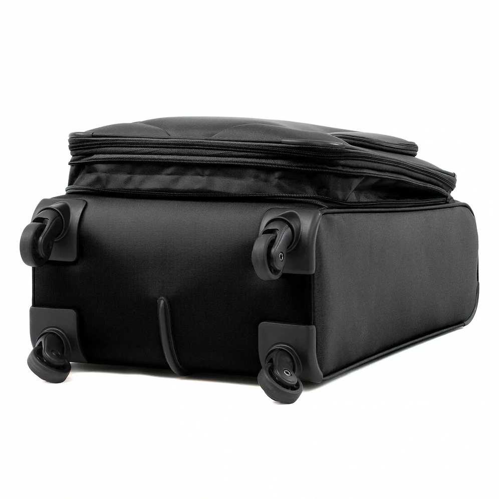 Atlantic Ultra Lite 4 21" Carry-on Softside Spinner 4 Atlantic Ultra Lite 4 21" Carry-on Softside Spinner - Image 2