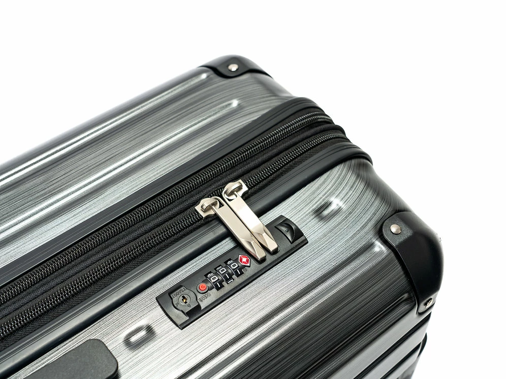 Camel Mountain 953 PC Spinner Luggage 16 Camel Mountain 953 PC Spinner Luggage - Image 14