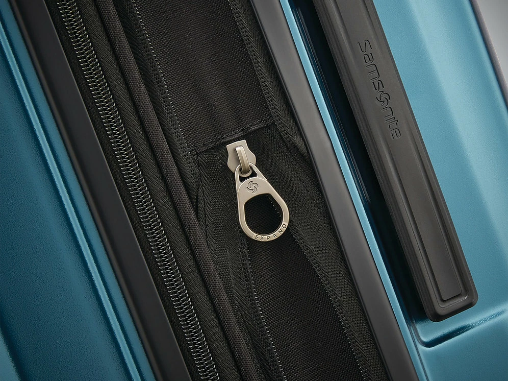 Samsonite Octiv Carry-On Spinner 13 Samsonite Octiv Carry-On Spinner - Image 11