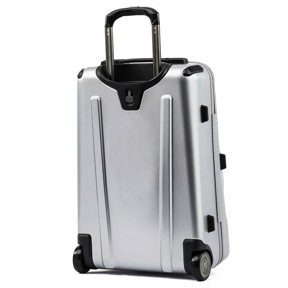 TravelPro Crew™ 11 22" Slim Hardside Carry-On Rollaboard® 6 TravelPro Crew™ 11 22" Slim Hardside Carry-On Rollaboard® - Image 4