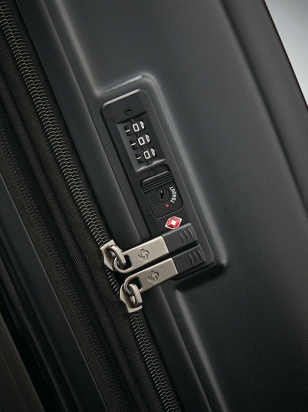 Samsonite Octiv Large Spinner 6 Samsonite Octiv Large Spinner - Image 4