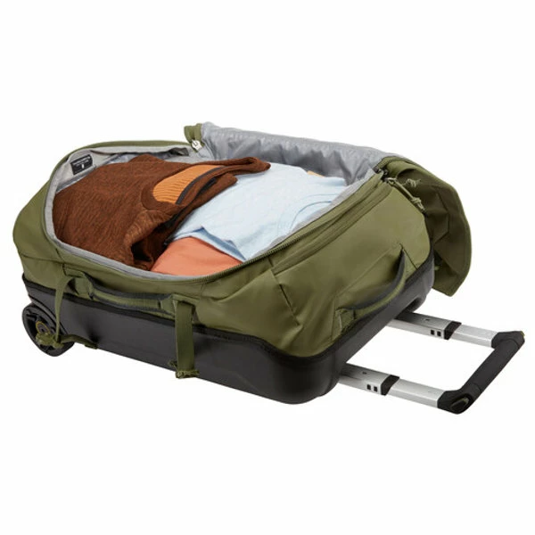 Thule Chasm Carry-On Wheeled Duffel Bag 40L 11 Thule Chasm Carry-On Wheeled Duffel Bag 40L - Image 9